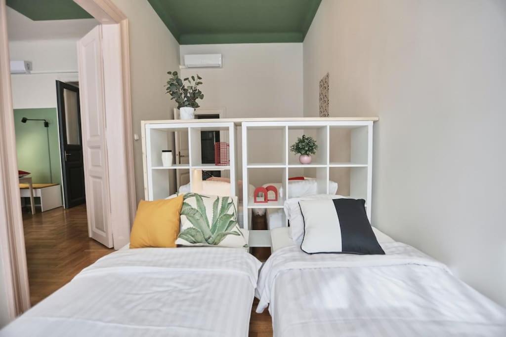 Unwind In Style W Sauna Dsgn 2Br Home Βουδαπέστη Εξωτερικό φωτογραφία