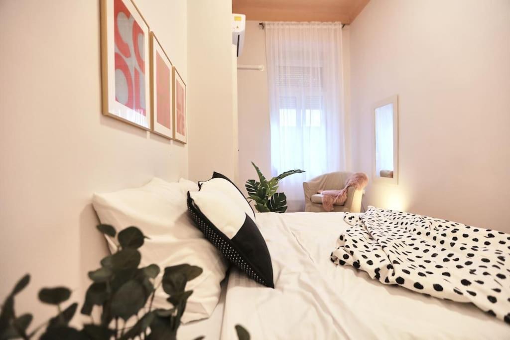 Unwind In Style W Sauna Dsgn 2Br Home Βουδαπέστη Εξωτερικό φωτογραφία