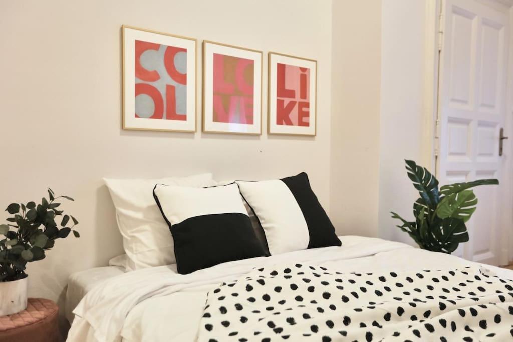Unwind In Style W Sauna Dsgn 2Br Home Βουδαπέστη Εξωτερικό φωτογραφία