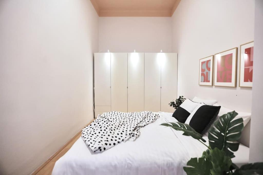 Unwind In Style W Sauna Dsgn 2Br Home Βουδαπέστη Εξωτερικό φωτογραφία