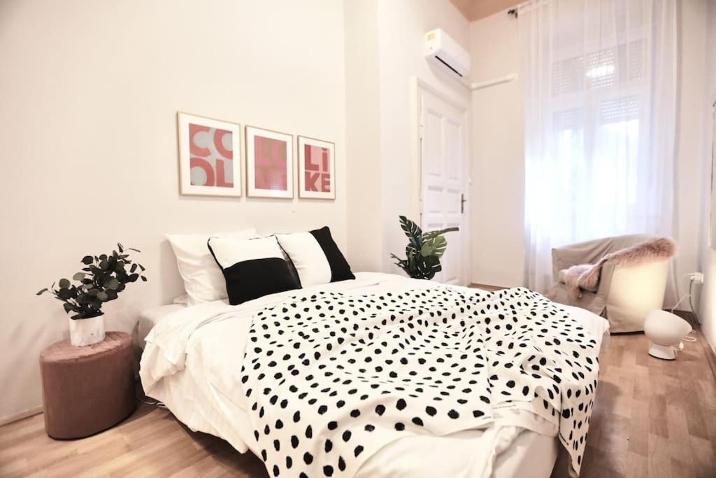 Unwind In Style W Sauna Dsgn 2Br Home Βουδαπέστη Εξωτερικό φωτογραφία