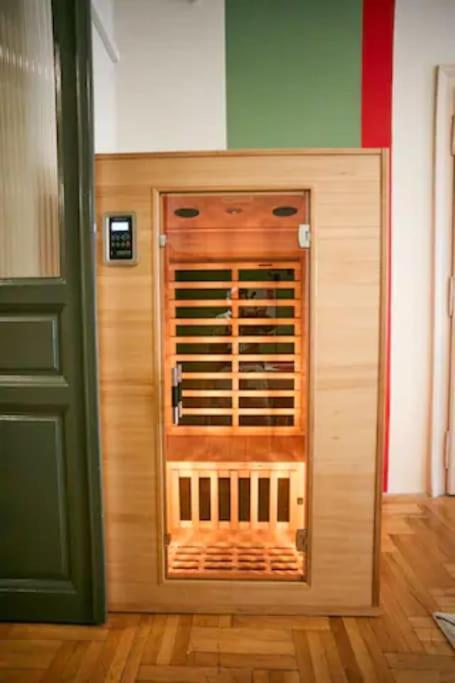 Unwind In Style W Sauna Dsgn 2Br Home Βουδαπέστη Εξωτερικό φωτογραφία